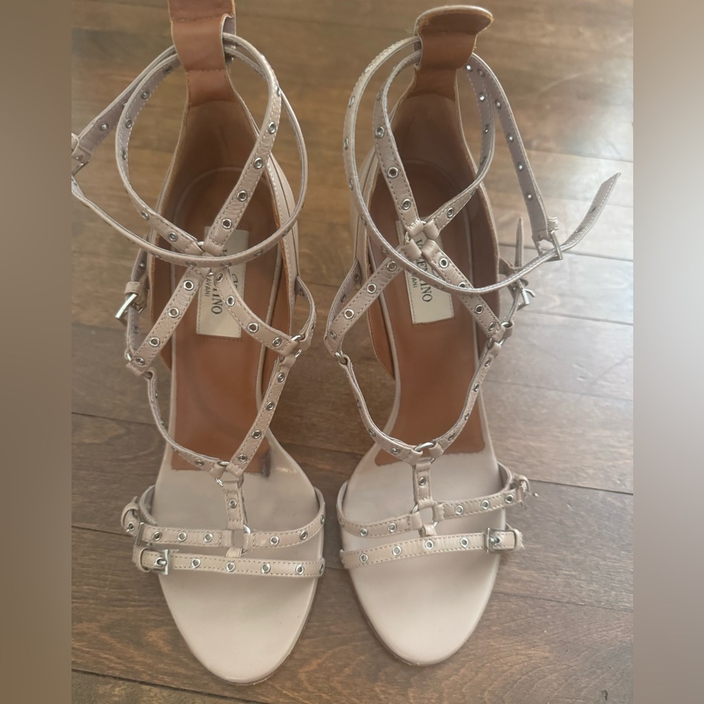 Valentino beige strappy high heel sandals. 36 US 6